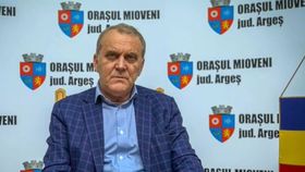 Primarul din Mioveni, anchetat pentru luare de mită. Edilul se apără: „Am dat, nu am luat”